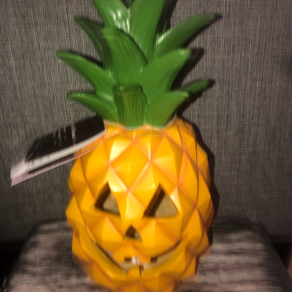 👻 Pineapple Jack-O'-Lantern LED Halloween Decoration